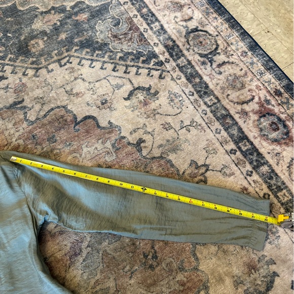 cut loose Olive Green Button-Front Long Sleeve Tunic Boho Resort - Picture 7 of 7